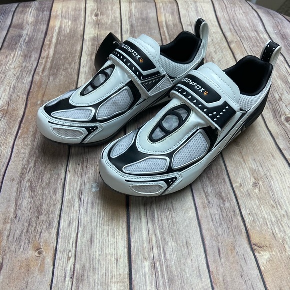 Muddyfox Tri100 Cycling Shoes Junior Footwear NWT - Picture 6 of 8